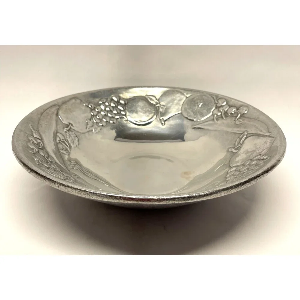 Vintage RWP WILTON Armetale Fruit Pattern Lg Silver Serving/Salad Bowl 12.5